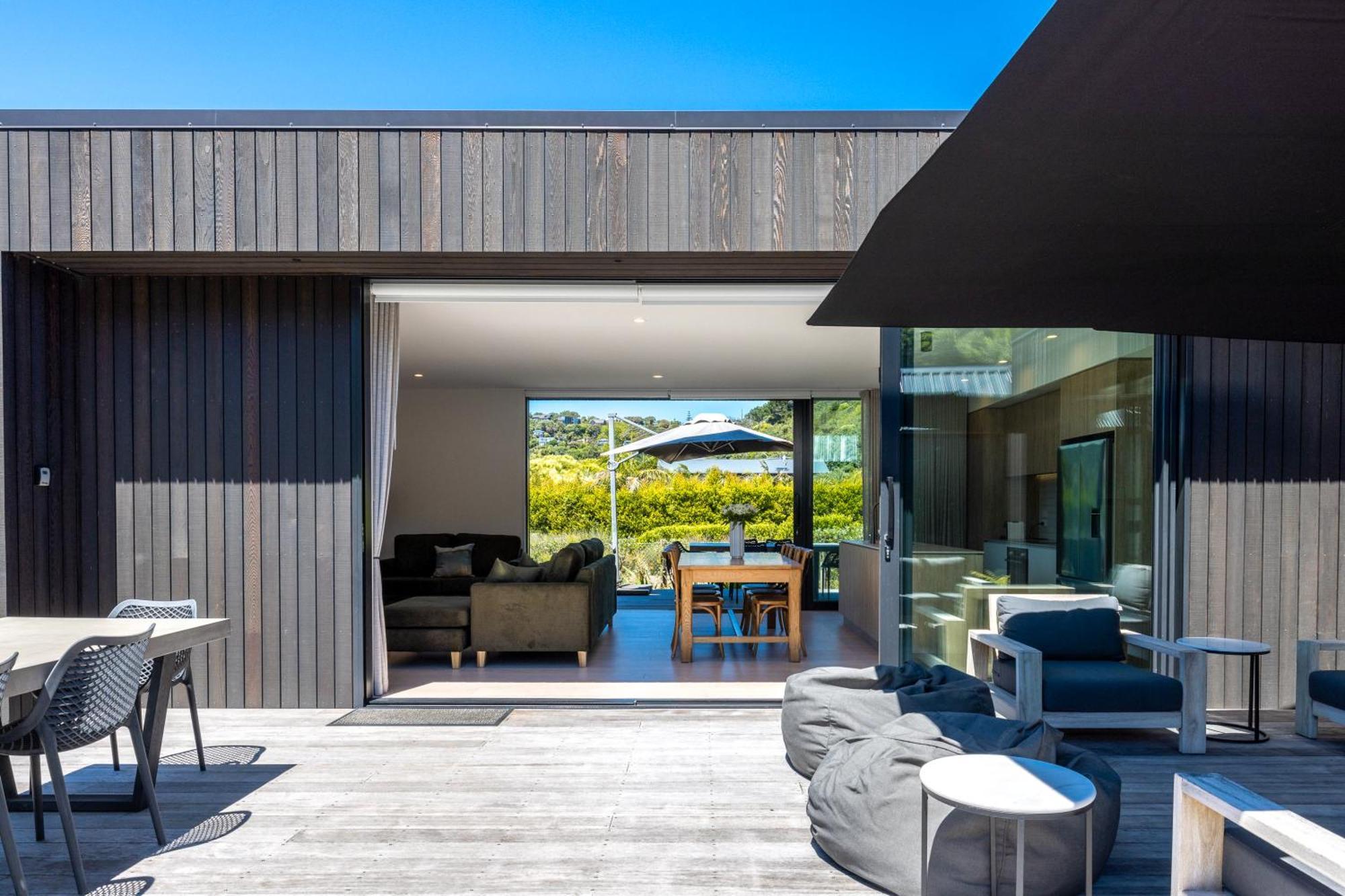 Wavesong Mahe Villa Onetangi Exterior photo